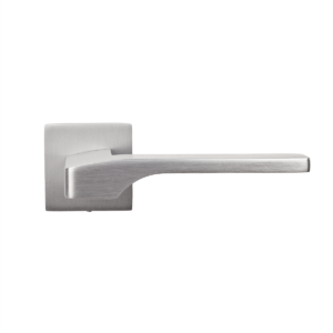 b0gg2m6oxl20gerub1bnan9reuvxfnsisjstryuz.png Ручка для дверей на розетці SIMPLE