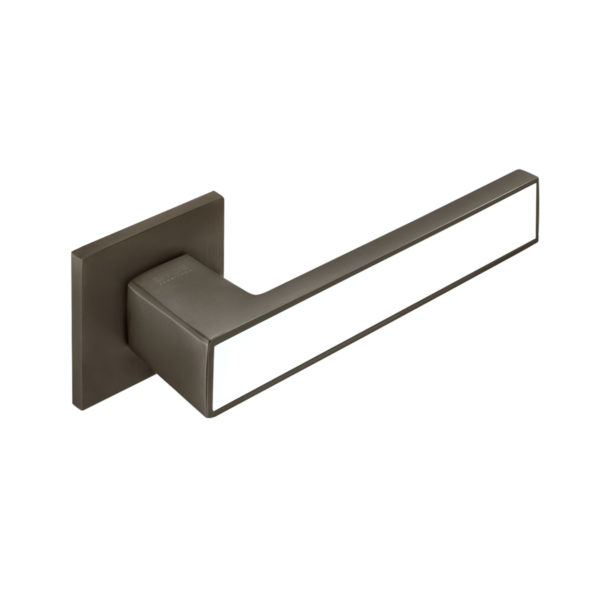 eukdg7gl730zdifkonmpcldwyknunsea1mx0optn.png Ручка для дверей на розетці DIPLOMAT SLIM
