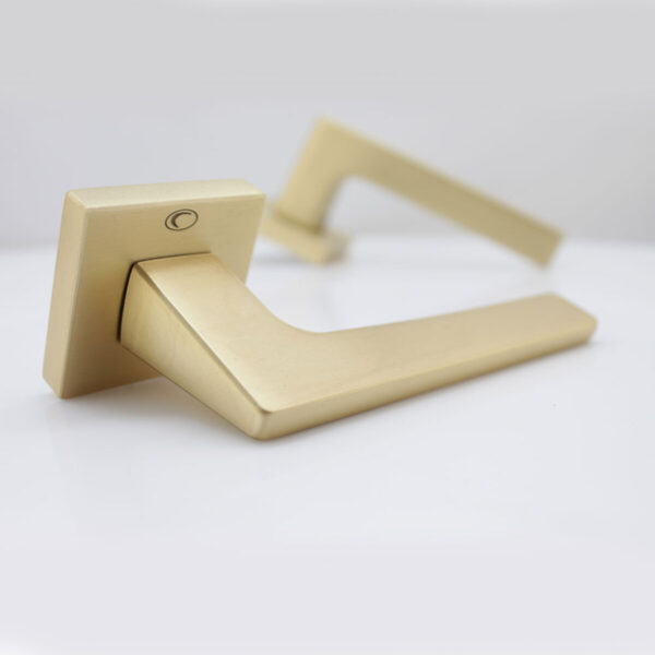 f90b7b17e6-4_resize_1200x1200.jpeg Ручка CONVEX 1495 мат латунь R ф/з