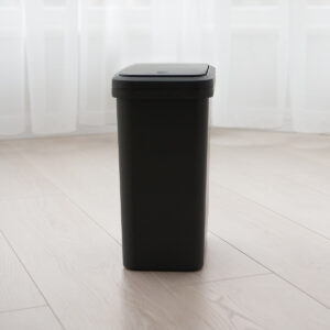 hg2ifujkmda3eafyzlmopka4puzyxiaxaio7wcdl.jpg Відро для сміття з кришкою 10L