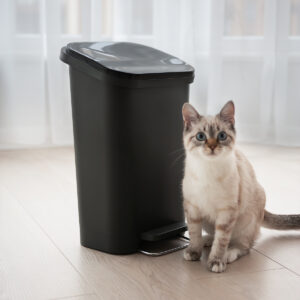 q1wiooomb3b1yft30az61xtcexseukd9oq2qq4sm.jpg Відро для сміття з кришкою та педаллю 12L