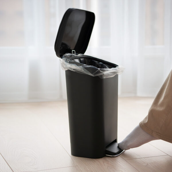 Відро для сміття з кришкою та педаллю 12L